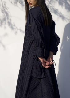 Picture of Navy blue pleated Abaya