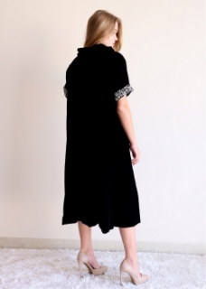 Picture of Black Velvet dress 