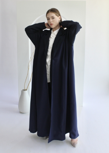 Picture of elegant abaya